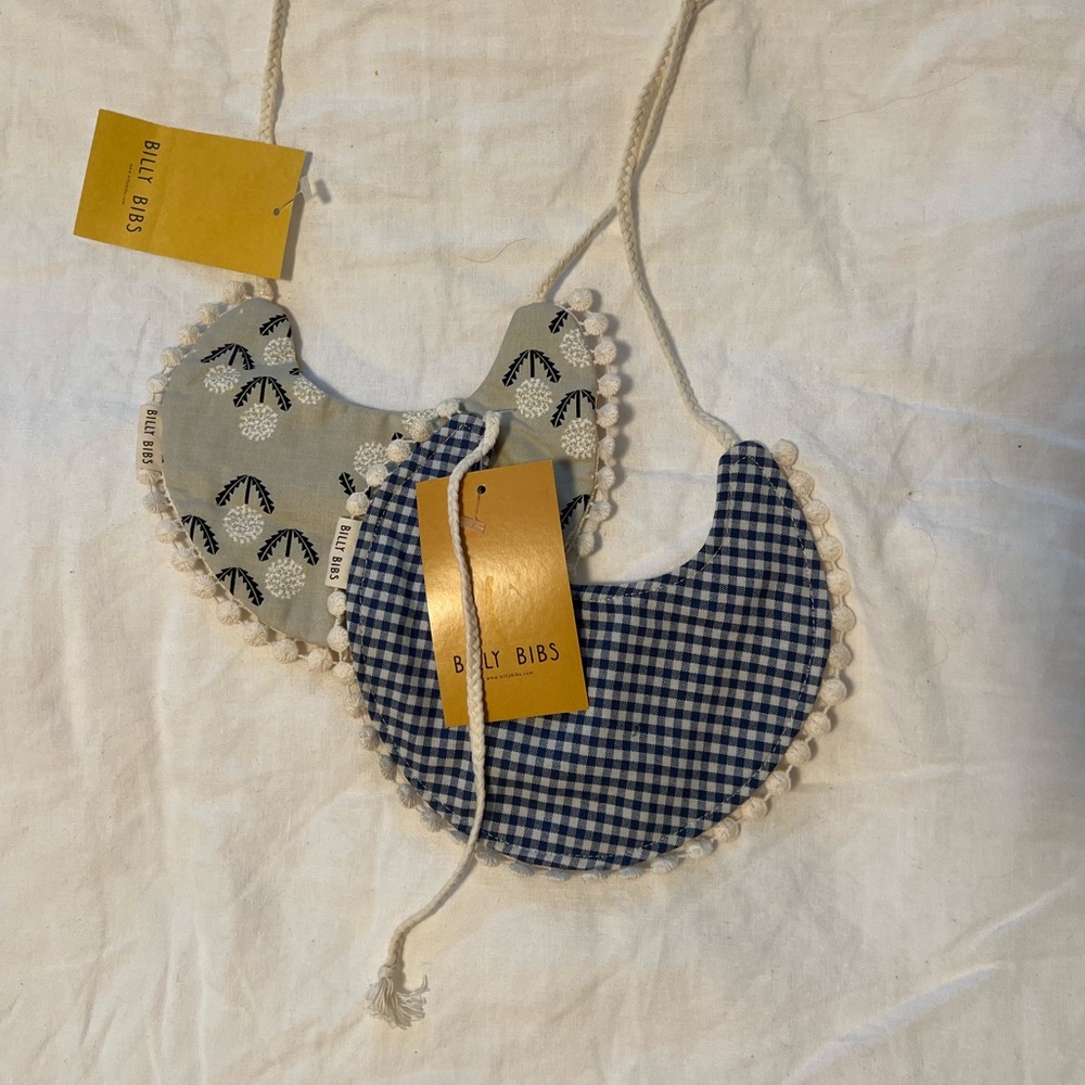 Billy bibs, set of 2 reversible bibs